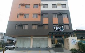 Sans Hotel At One Jd Place Makati By Reddoorz